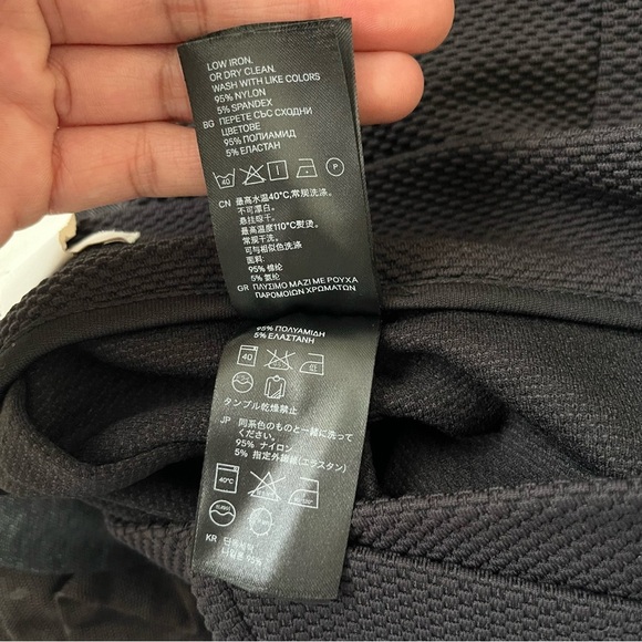 H&M Black Skirt Women Size US 6 - Picture 9 of 12